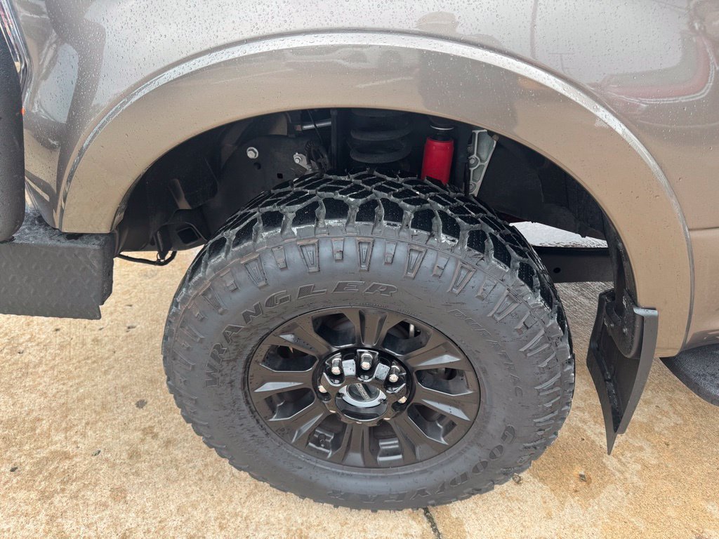 Used 2021 Ford F350 Lariat w/ Tremor Off-Road Package AWD/4WD image 9
