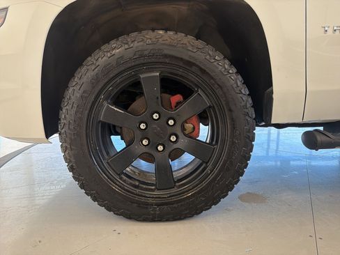 Used 2019 Chevrolet Tahoe LT image 60