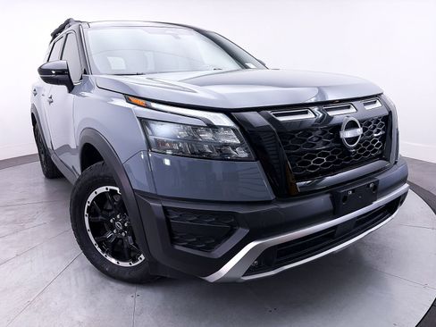 Used 2024 Nissan Pathfinder Rock Creek AWD/4WD image 7