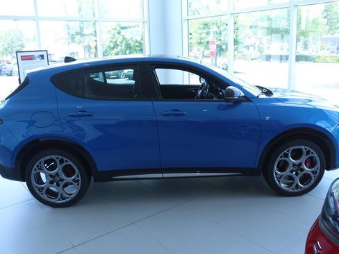 New 2024 Alfa Romeo Tonale Ti AWD/4WD image 2
