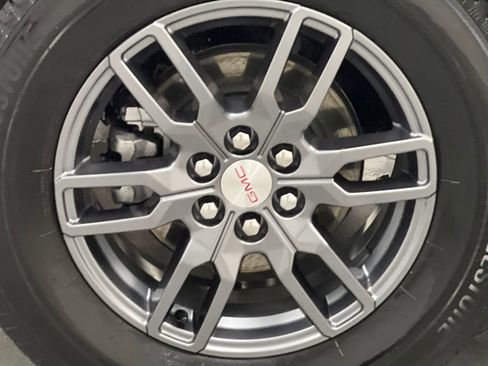 Used 2025 GMC Acadia Elevation image 70