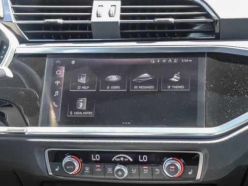 Used 2023 Audi Q3 2.0T Premium Plus w/ Premium Plus Package AWD/4WD image 15