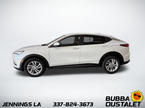 Used 2024 Buick Envista Preferred FWD image 2