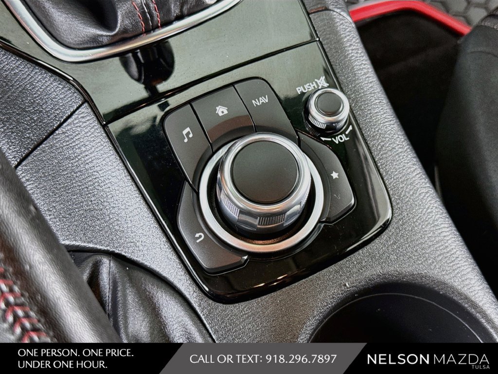 Used 2015 MAZDA MAZDA3 i Touring FWD image 35