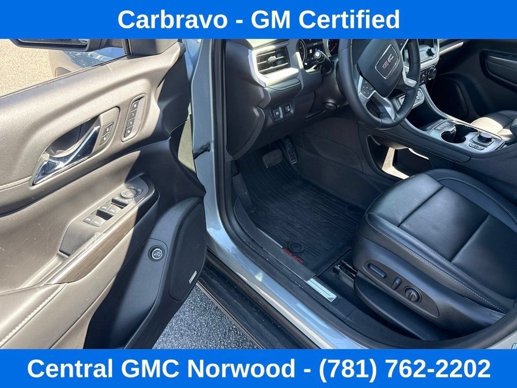 Used 2023 GMC Acadia SLT w/ Preferred Package AWD/4WD image 13