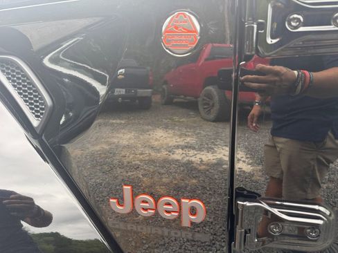 New 2026 Jeep Gladiator Mojave AWD/4WD image 16