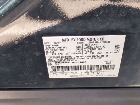 Used 2018 Ford Explorer Limited w/ Equipment Group 301A AWD/4WD image 38