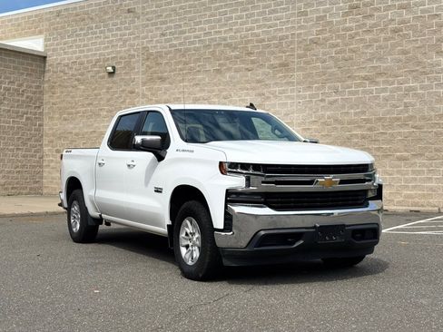 Used 2021 Chevrolet Silverado 1500 LT w/ LPO, Liner Protection Package AWD/4WD image 3