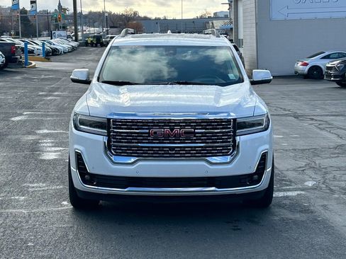 Used 2022 GMC Acadia Denali w/ Denali Ultimate Package image 10