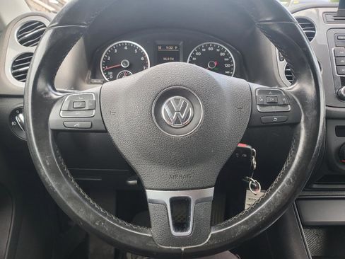 Used 2013 Volkswagen Tiguan SE AWD/4WD image 19