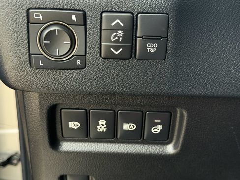 Used 2021 Lexus GX 460 Premium AWD/4WD image 22
