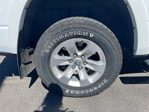 Used 2021 RAM 1500 Laramie AWD/4WD image 16