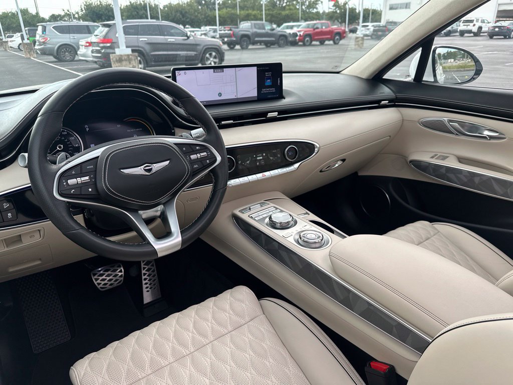 Used 2024 Genesis GV70 3.5T Sport w/ Sport Advanced Package AWD/4WD image 32