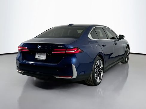 Used 2025 BMW 530i image 5
