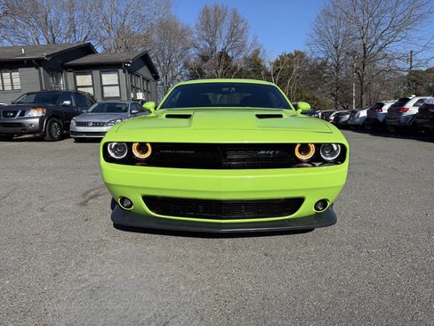 Used 2015 Dodge Challenger R/T Scat Pack w/ Scat Pack Appearance Package image 3
