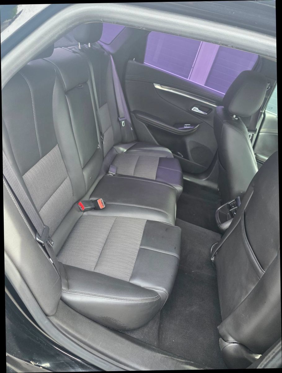 Used 2017 Chevrolet Impala LT w/ Convenience Package FWD image 16