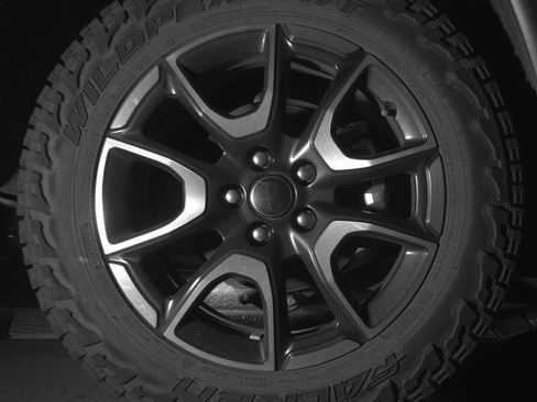 Used 2025 Jeep Compass Trailhawk AWD/4WD image 15
