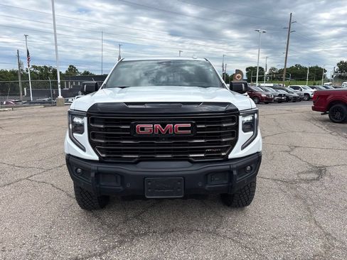 Used 2023 GMC Sierra 1500 AT4X w/ AT4X AEV Edition AWD/4WD image 2