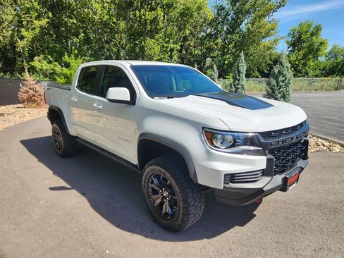 Used 2022 Chevrolet Colorado ZR2 w/ ZR2 Dusk Special Edition image 7