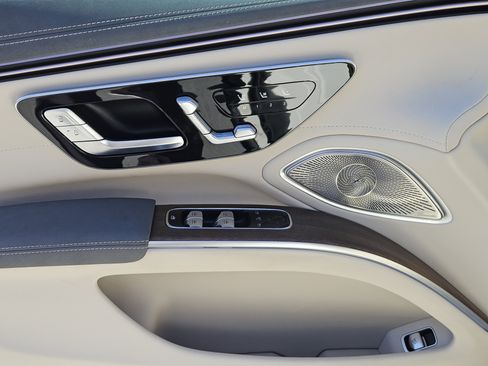 Used 2023 Mercedes-Benz EQS 450+ Sedan image 24