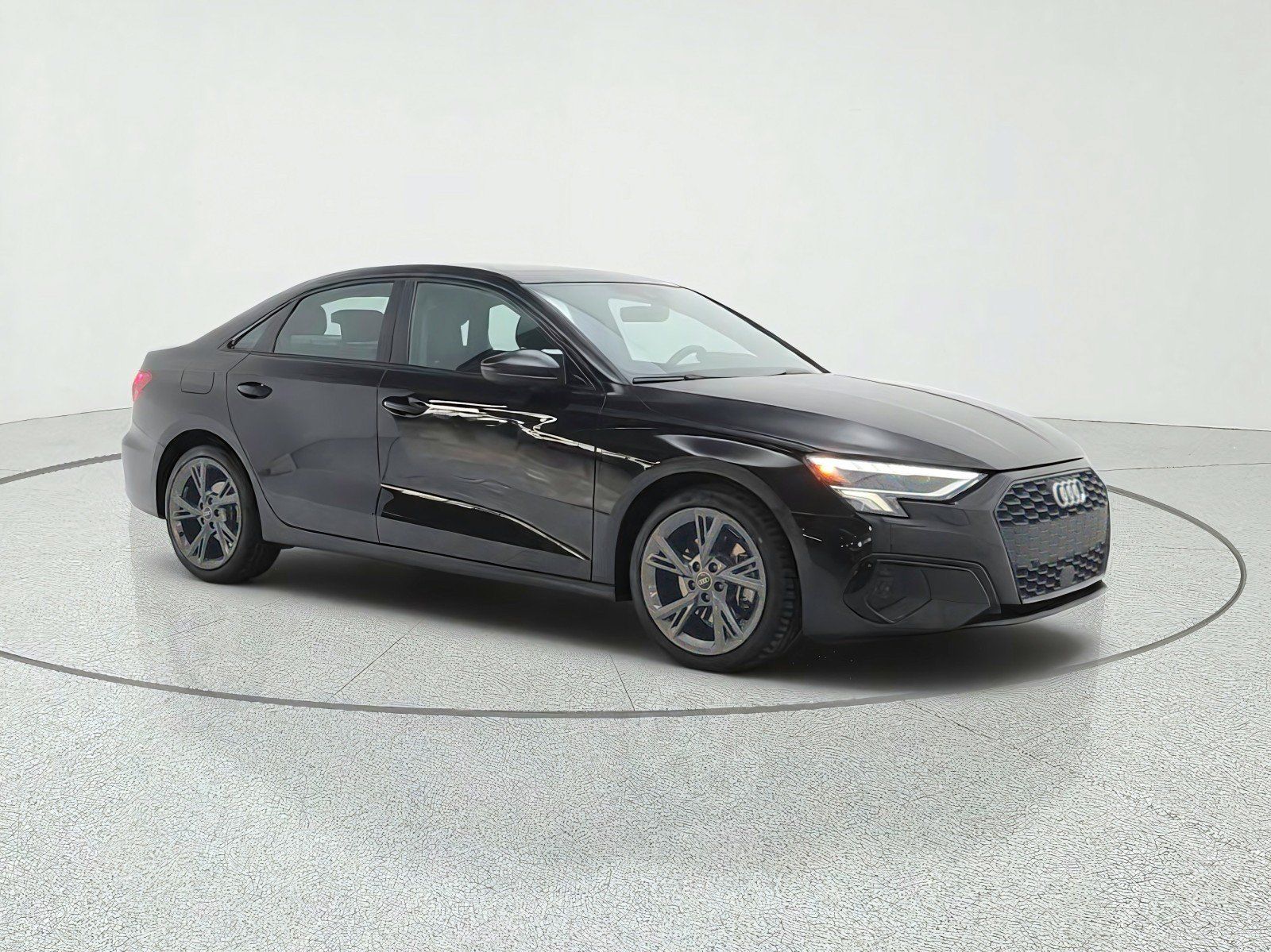 Used 2024 Audi A3 2.0T Premium FWD image 3