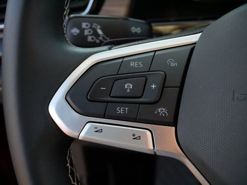 Certified 2024 Volkswagen Atlas SE image 26