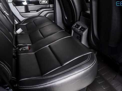 Used 2024 INEOS Grenadier Fieldmaster Edition image 19