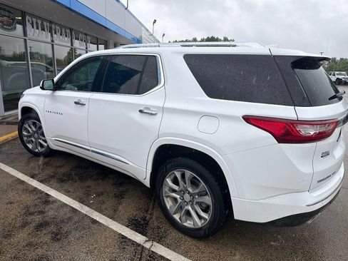 Used 2021 Chevrolet Traverse Premier AWD/4WD image 2