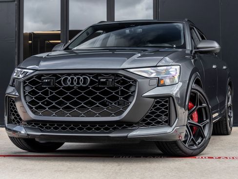 Used 2026 Audi RS Q8 performance AWD/4WD image 1