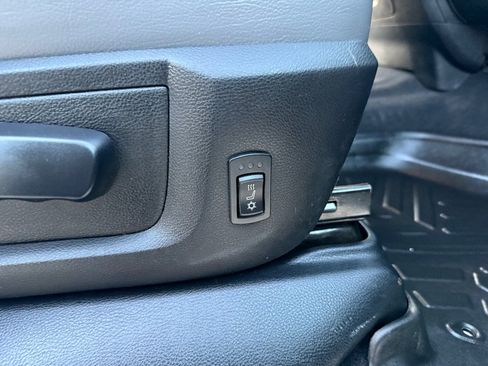 Used 2017 RAM 3500 Lone Star image 24