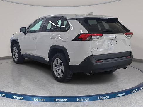Used 2024 Toyota RAV4 LE FWD image 9