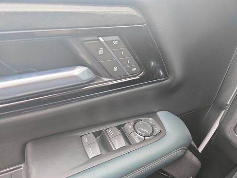 New 2026 GMC Yukon AT4 w/ AT4 Premium Plus Package image 21