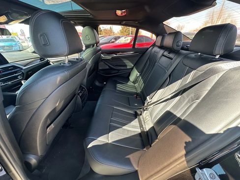 Used 2017 BMW 540i image 17