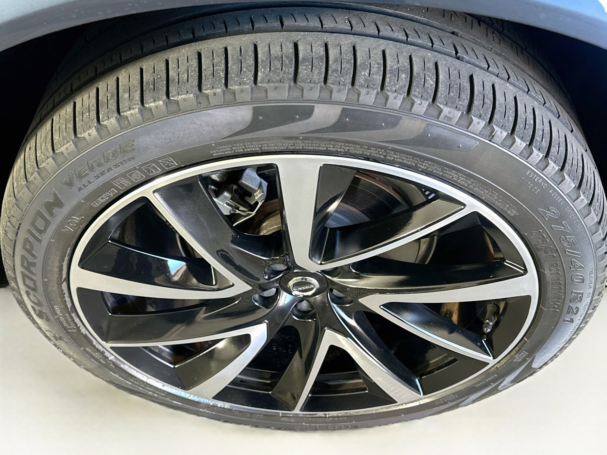Used 2022 Volvo XC90 T6 Momentum w/ Advanced Package AWD/4WD image 11