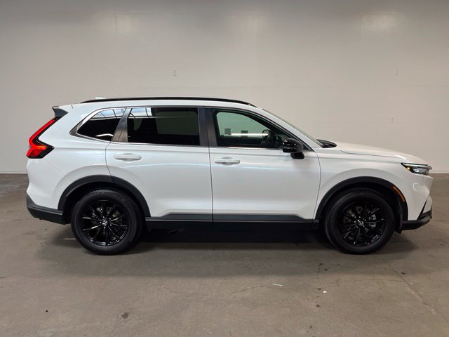Used 2025 Honda CR-V Sport image 2