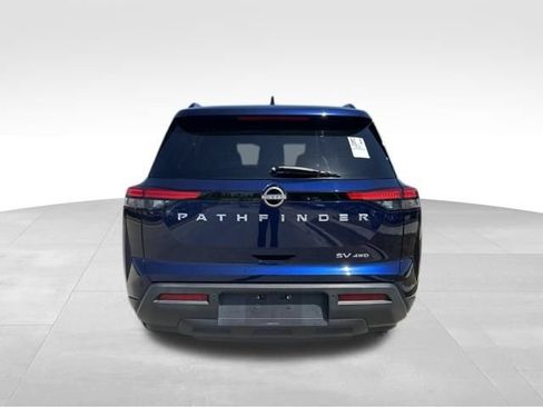Used 2022 Nissan Pathfinder SV AWD/4WD image 4