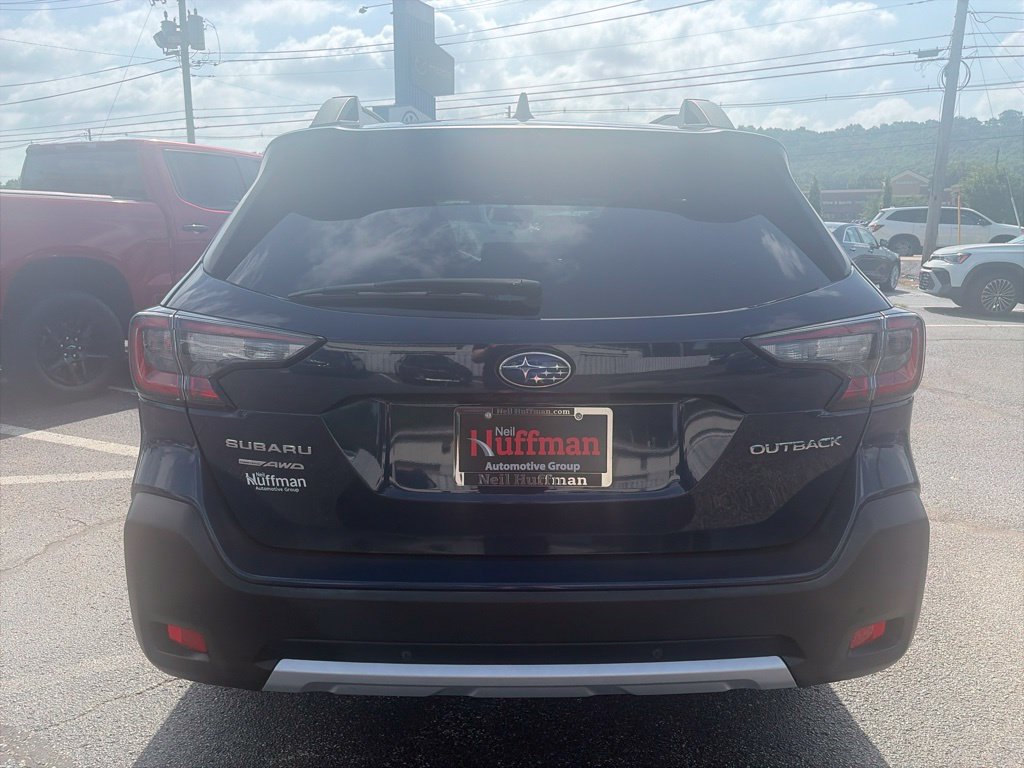 Used 2024 Subaru Outback Limited AWD/4WD image 6
