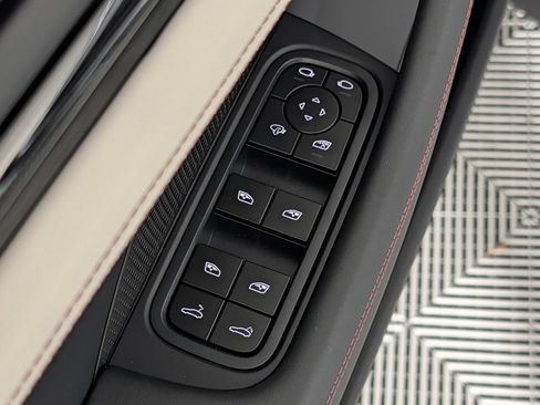 New 2026 Porsche Panamera 4 AWD/4WD image 27
