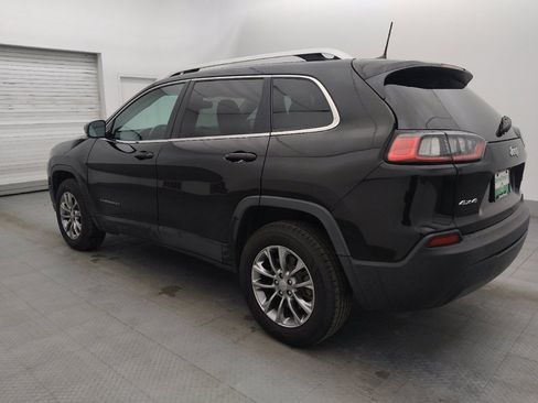 Used 2019 Jeep Cherokee Latitude Plus w/ Comfort/Convenience Group image 3