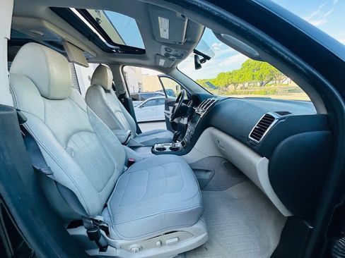 Used 2011 GMC Acadia Denali FWD image 23