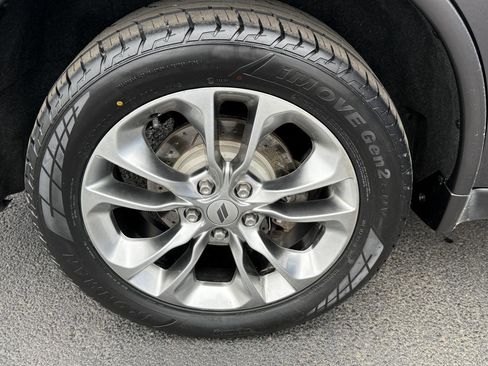 Used 2019 Dodge Durango GT image 27
