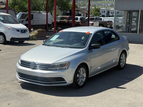Used 2016 Volkswagen Jetta S FWD image 8