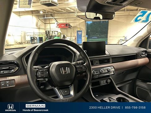 Certified 2025 Honda Pilot Elite image 15