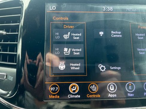 Used 2020 Jeep Grand Cherokee Limited w/ Luxury Group II AWD/4WD image 25