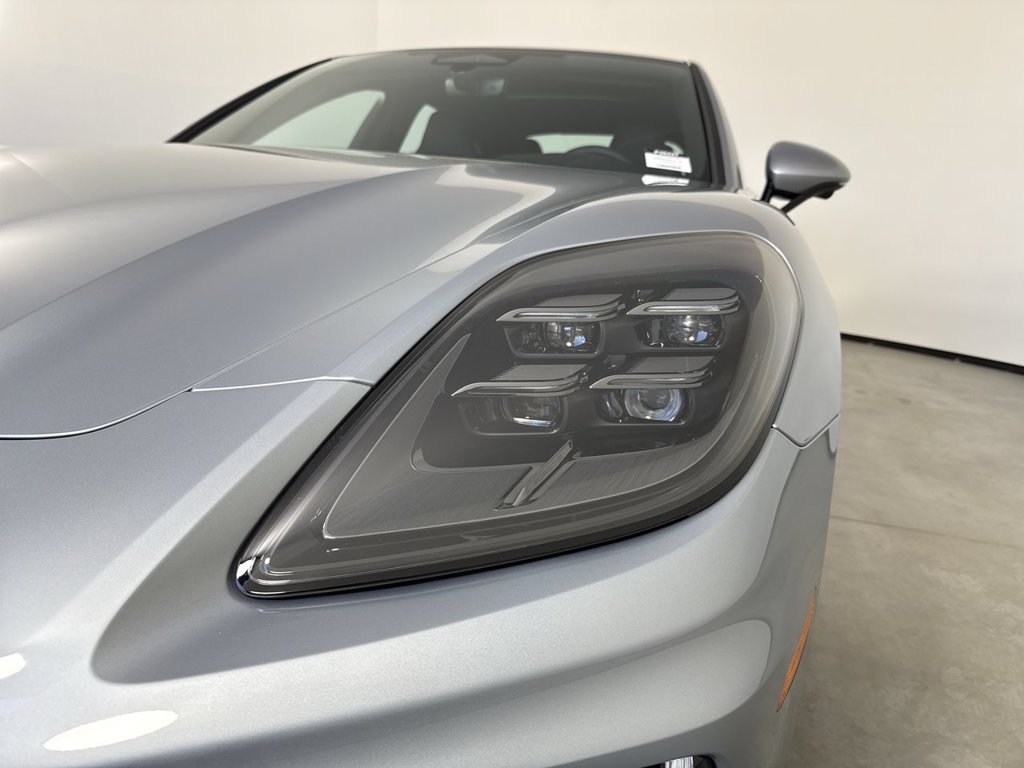 New 2026 Porsche Panamera 4 AWD/4WD image 11