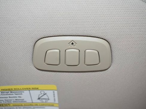 Used 2018 Lincoln Navigator L Reserve w/ Technology Package image 42