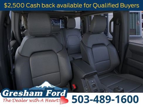 New 2025 Ford Bronco Badlands w/ Sasquatch Package image 11