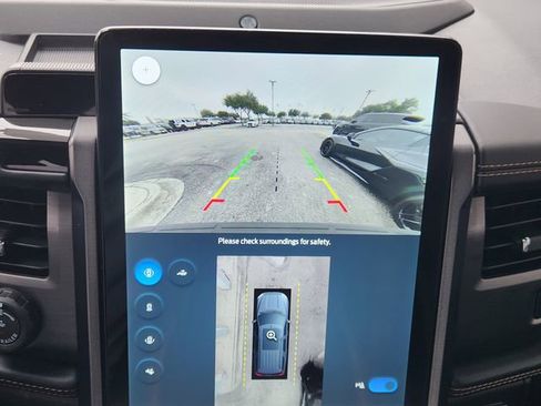 Used 2024 Ford Expedition Max Platinum image 15