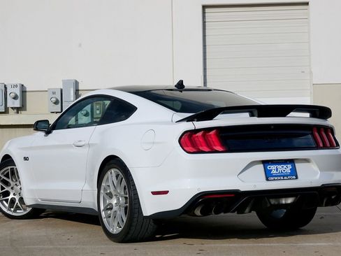 Used 2022 Ford Mustang GT Premium w/ Equipment Group 401A image 4