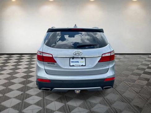 Used 2016 Hyundai Santa Fe Limited w/ Option Group 04 FWD image 5